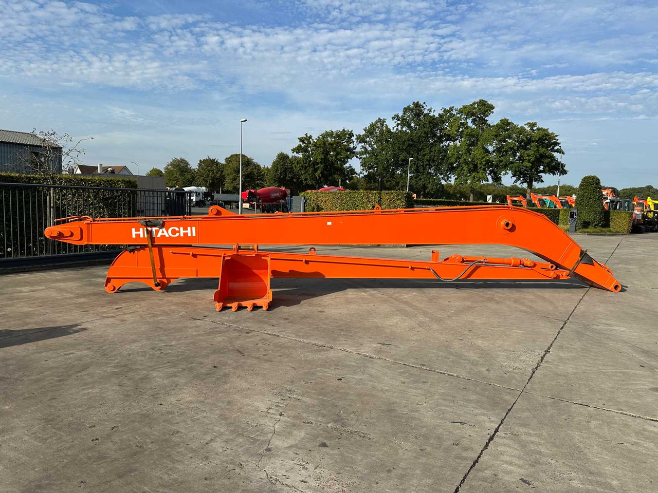 Hitachi Long Reach with tooth tray - Papildaprīkojums - Celtniecības tehnika: foto 2 Hitachi Long Reach with tooth tray - Papildaprīkojums - Celtniecības tehnika: foto 2