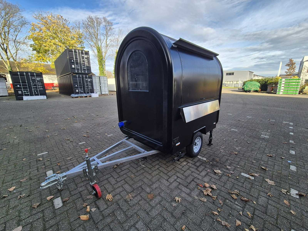 FOOD TRUCK BLACK - 2025 - Piekabe: foto 2 FOOD TRUCK BLACK - 2025 - Piekabe: foto 2