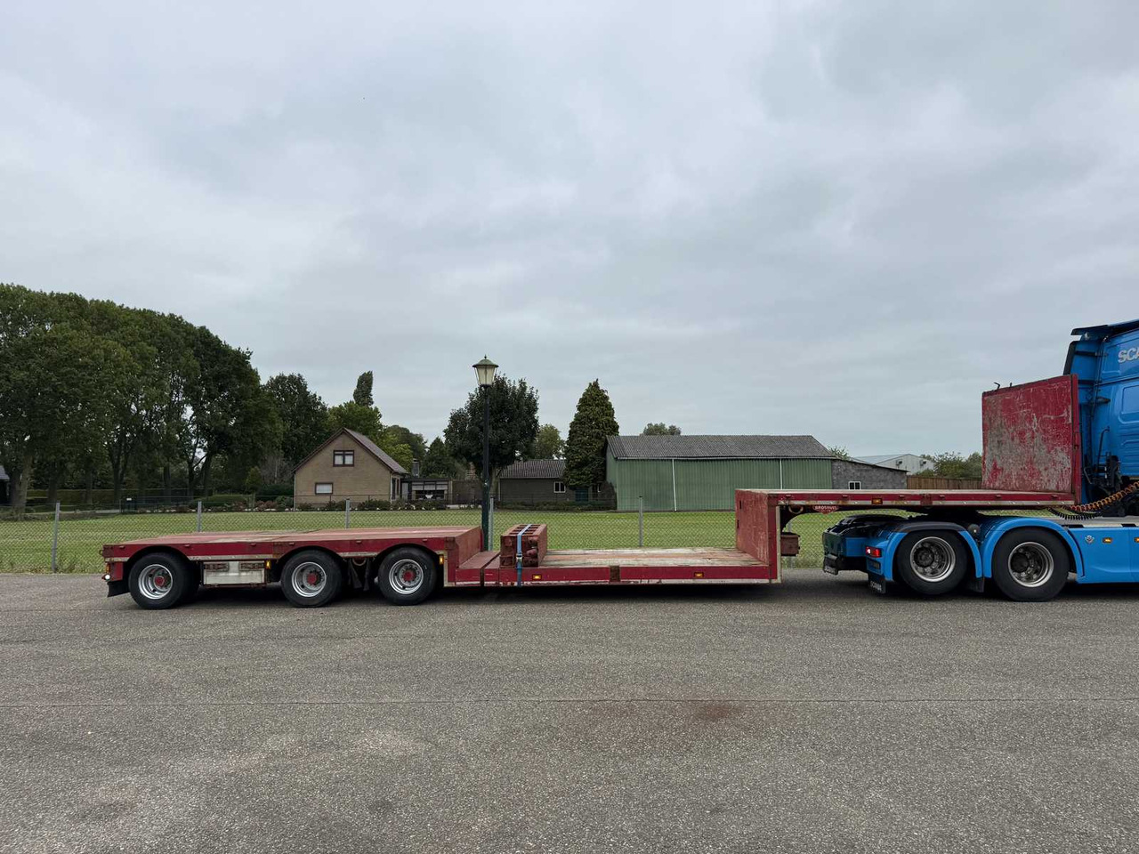 2006 BROSHUIS 3AUD-44 EXTENDIBLE LOW LOADER - Puspiekabe: foto 4 2006 BROSHUIS 3AUD-44 EXTENDIBLE LOW LOADER - Puspiekabe: foto 4
