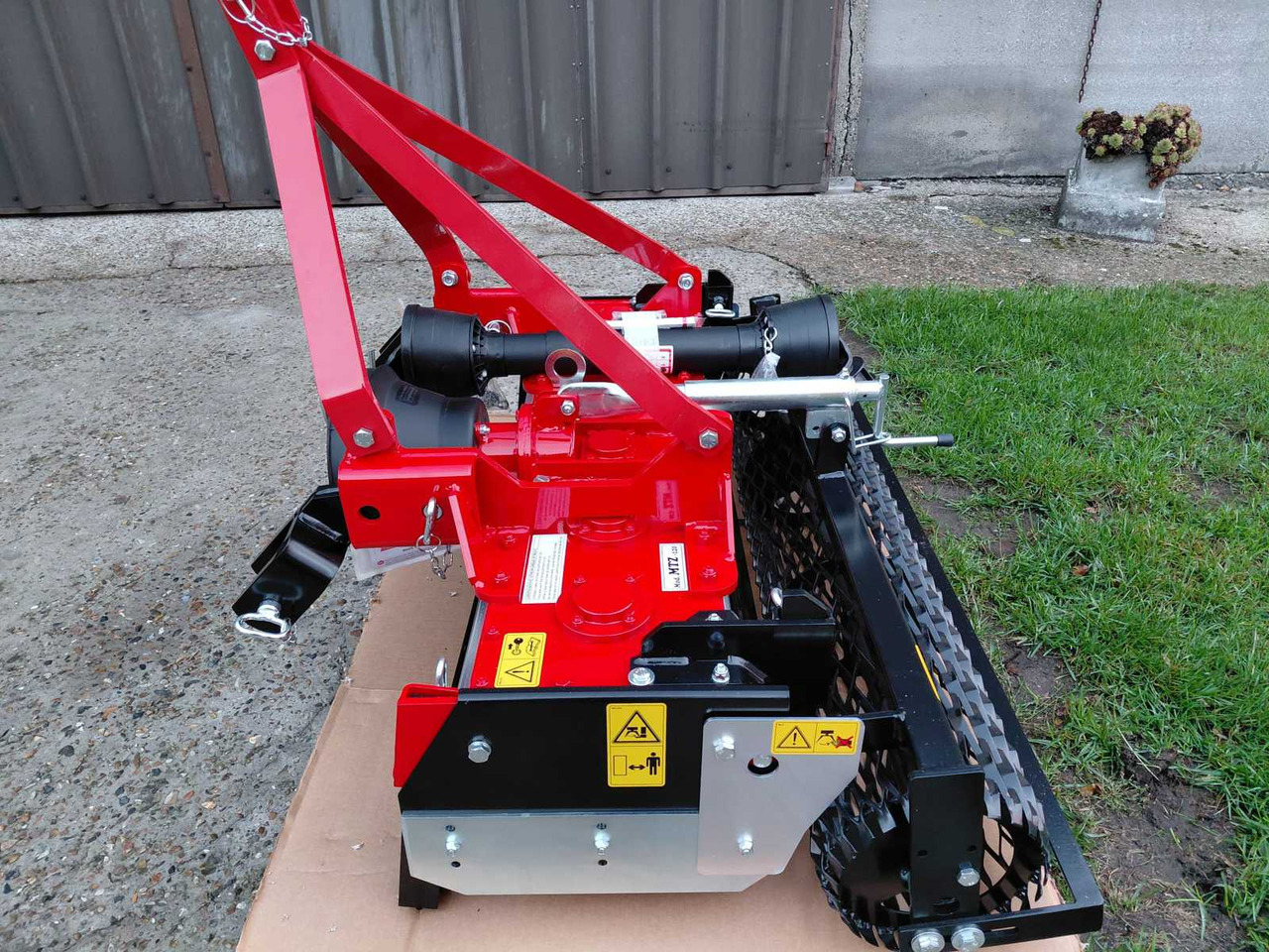 R2 MTZ120 - Vertikālā augsnes frēze: foto 2 R2 MTZ120 - Vertikālā augsnes frēze: foto 2