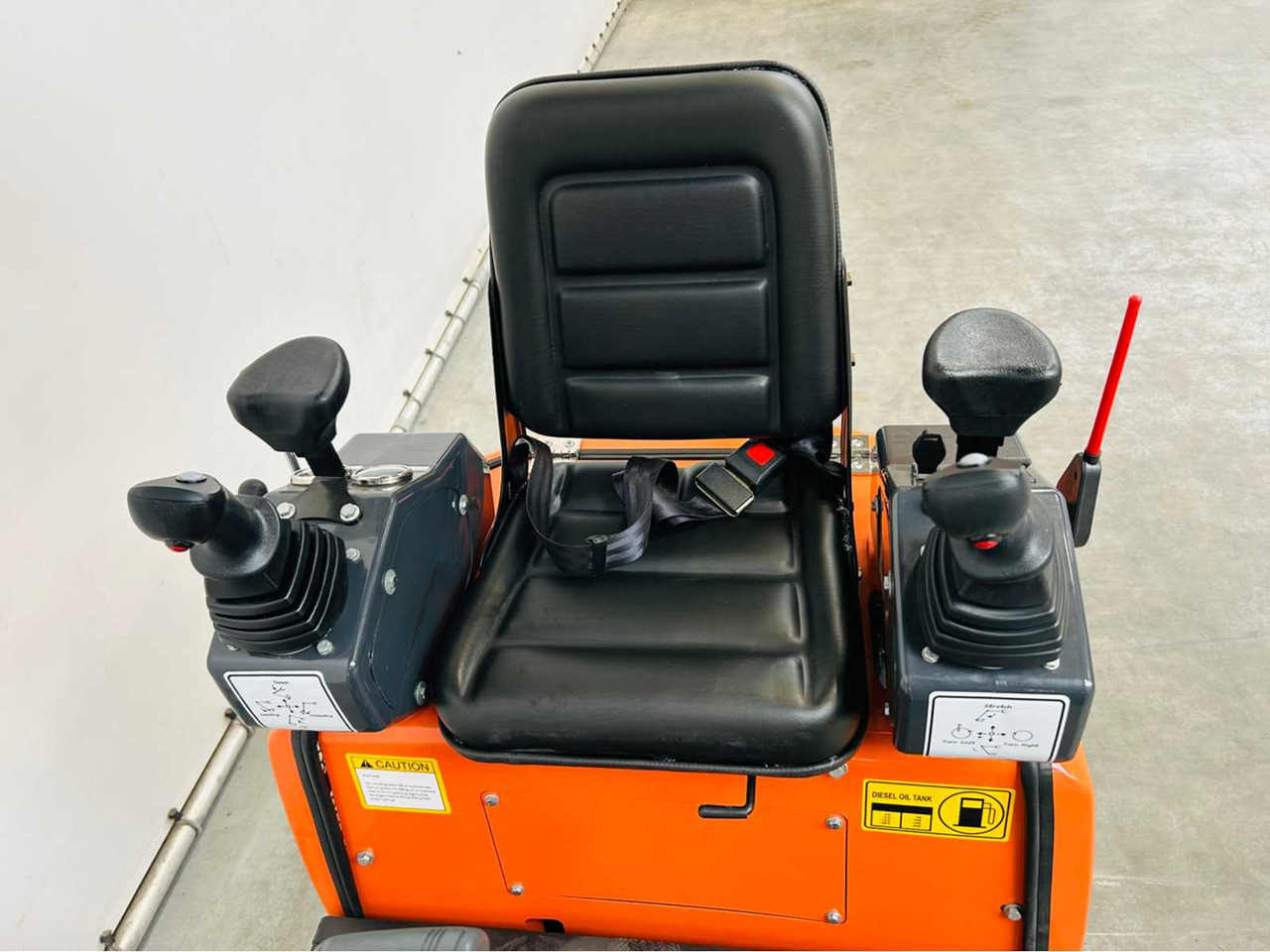 RTE - 2025 - CRE112 - MINI EXCAVATOR 1120KG - Mini-ekskavators: foto 5 RTE - 2025 - CRE112 - MINI EXCAVATOR 1120KG - Mini-ekskavators: foto 5