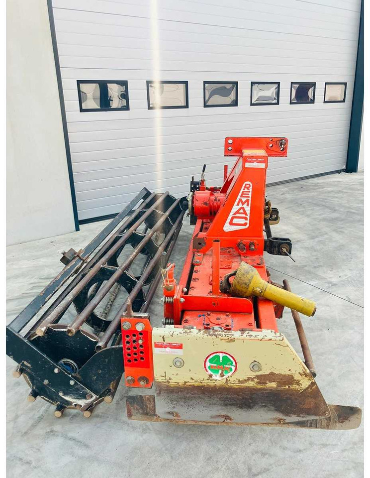 Remac NEX 300 - Vertikālā augsnes frēze: foto 2 Remac NEX 300 - Vertikālā augsnes frēze: foto 2