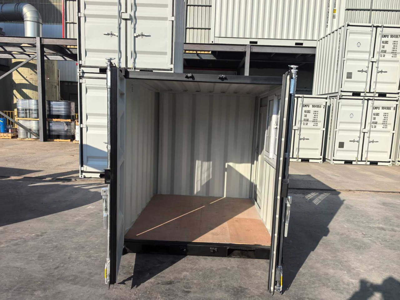 Rhino-cross-containers 7ft - Jūras konteiners: foto 2 Rhino-cross-containers 7ft - Jūras konteiners: foto 2