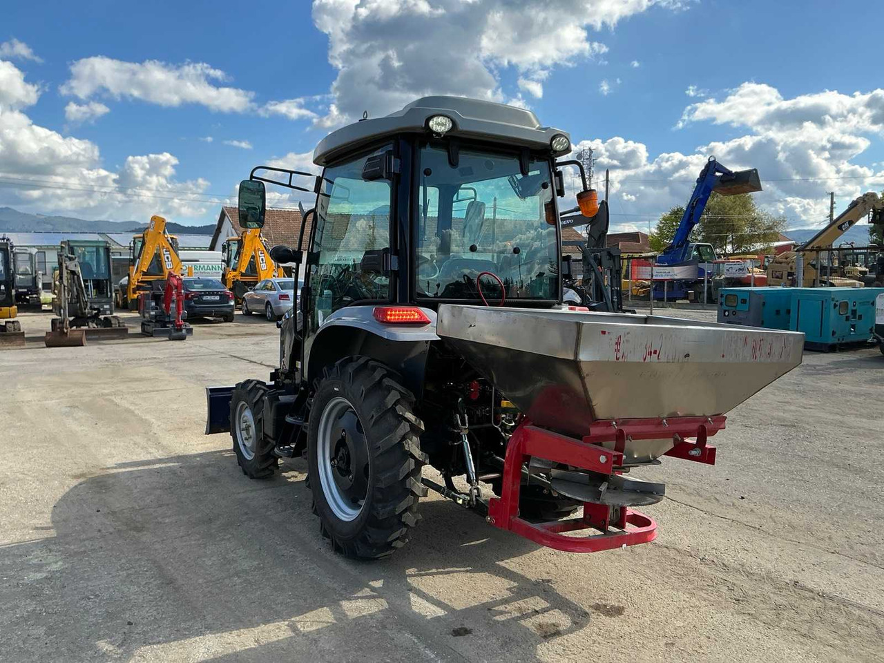 SAILLONG - SCOUT XT 404 - 4-WHEEL DRIVE TRACTOR - 2023 - Traktors: foto 3 SAILLONG - SCOUT XT 404 - 4-WHEEL DRIVE TRACTOR - 2023 - Traktors: foto 3