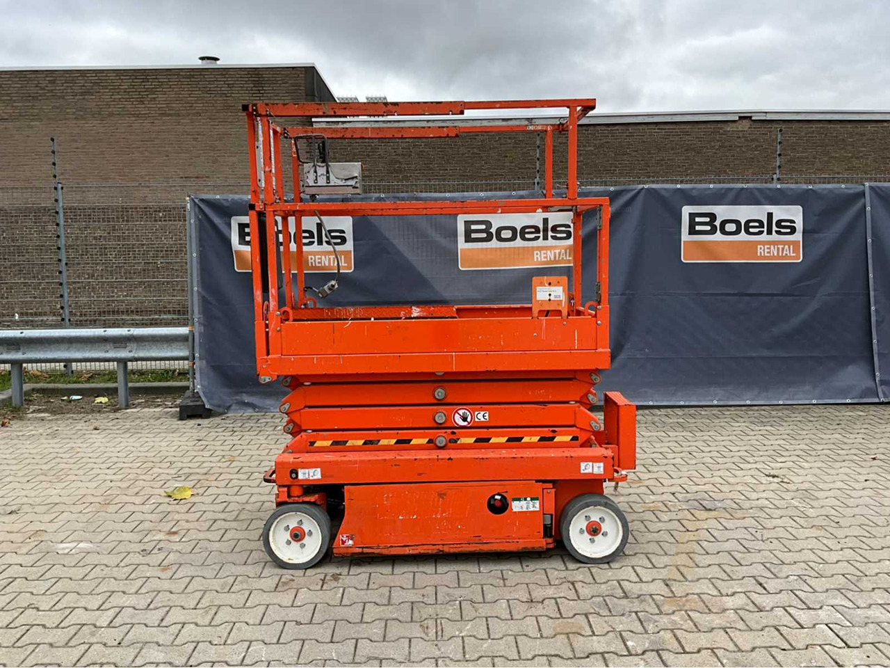 SkyJack SJ III 3219 - Pacēlājs: foto 3 SkyJack SJ III 3219 - Pacēlājs: foto 3