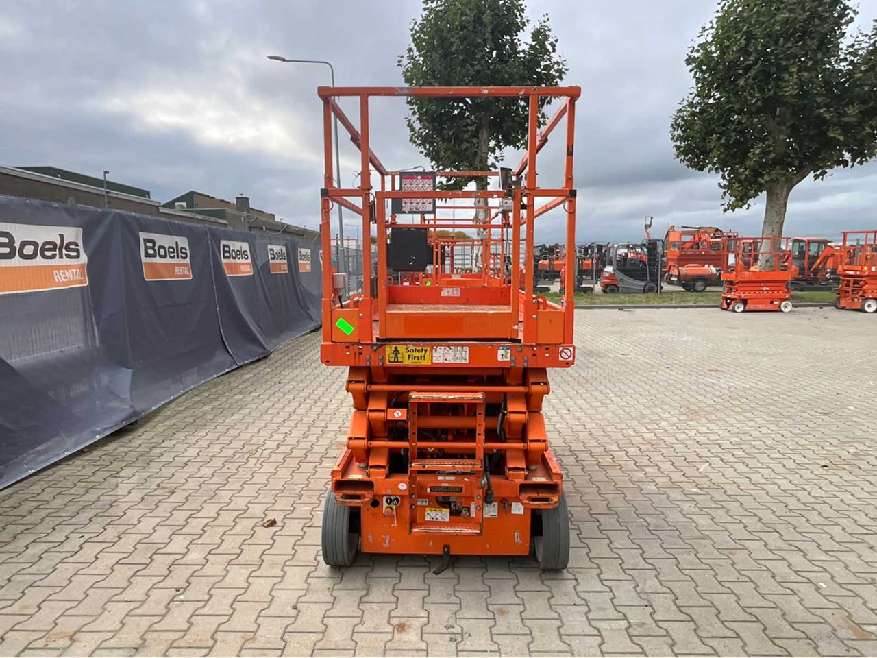 SkyJack SJ III 4626 - Pacēlājs: foto 5 SkyJack SJ III 4626 - Pacēlājs: foto 5