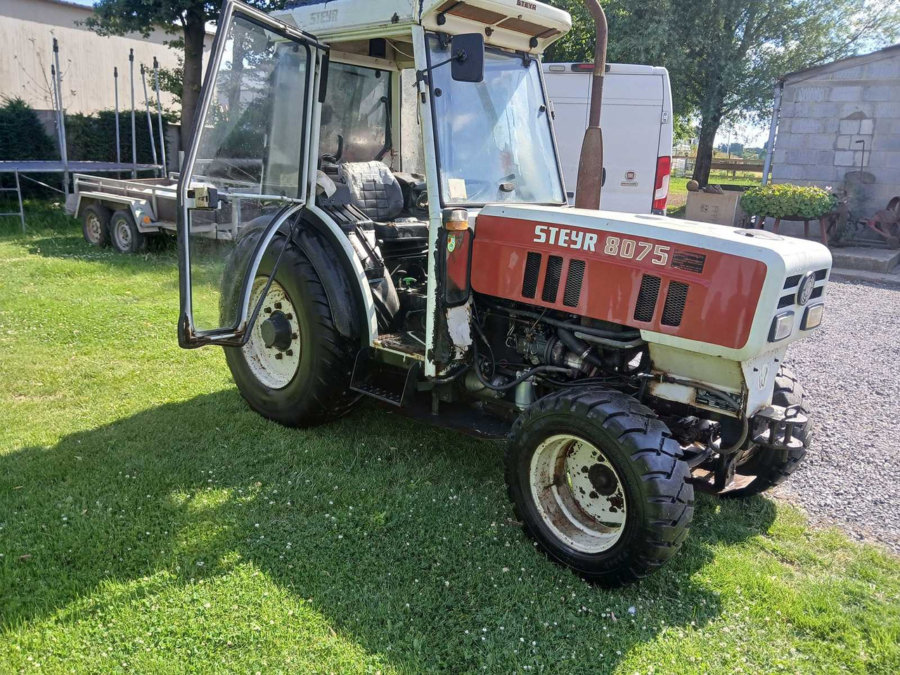 Mini traktors Steyr 8075: foto 7