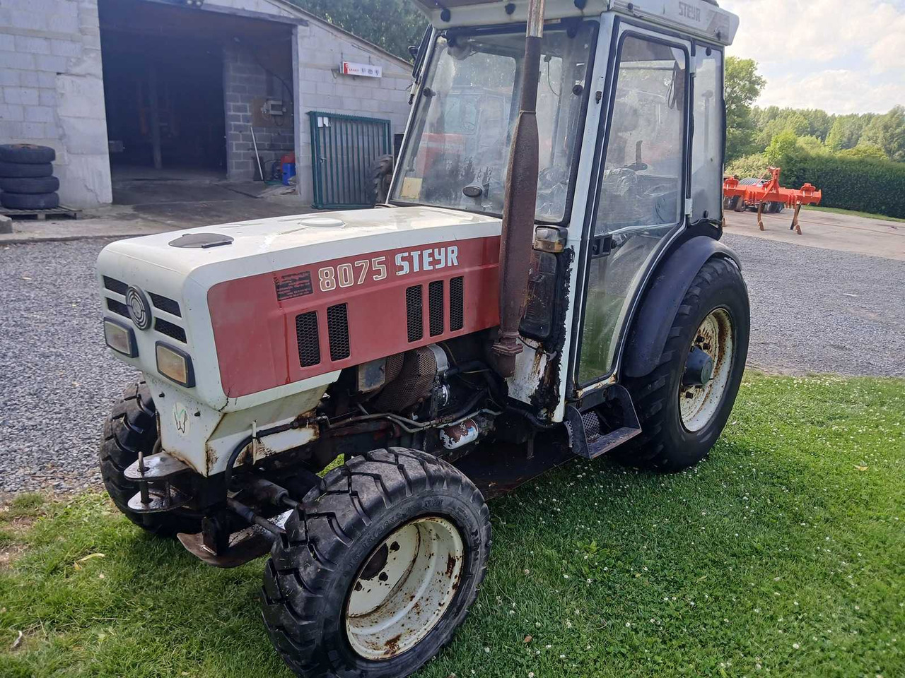 Mini traktors Steyr 8075: foto 18