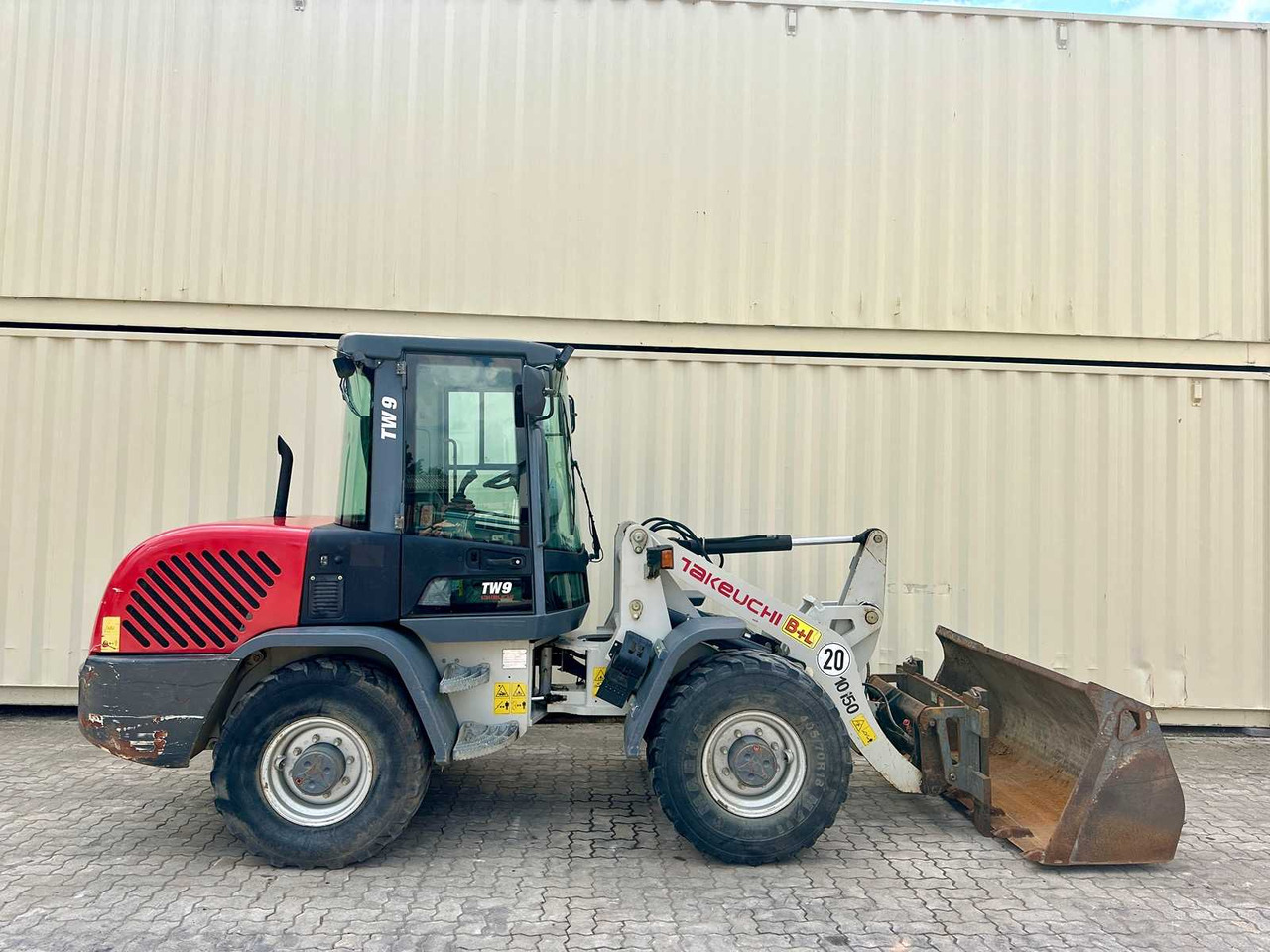 Takeuchi TW9 - Riteņu iekrāvējs: foto 1 Takeuchi TW9 - Riteņu iekrāvējs: foto 1