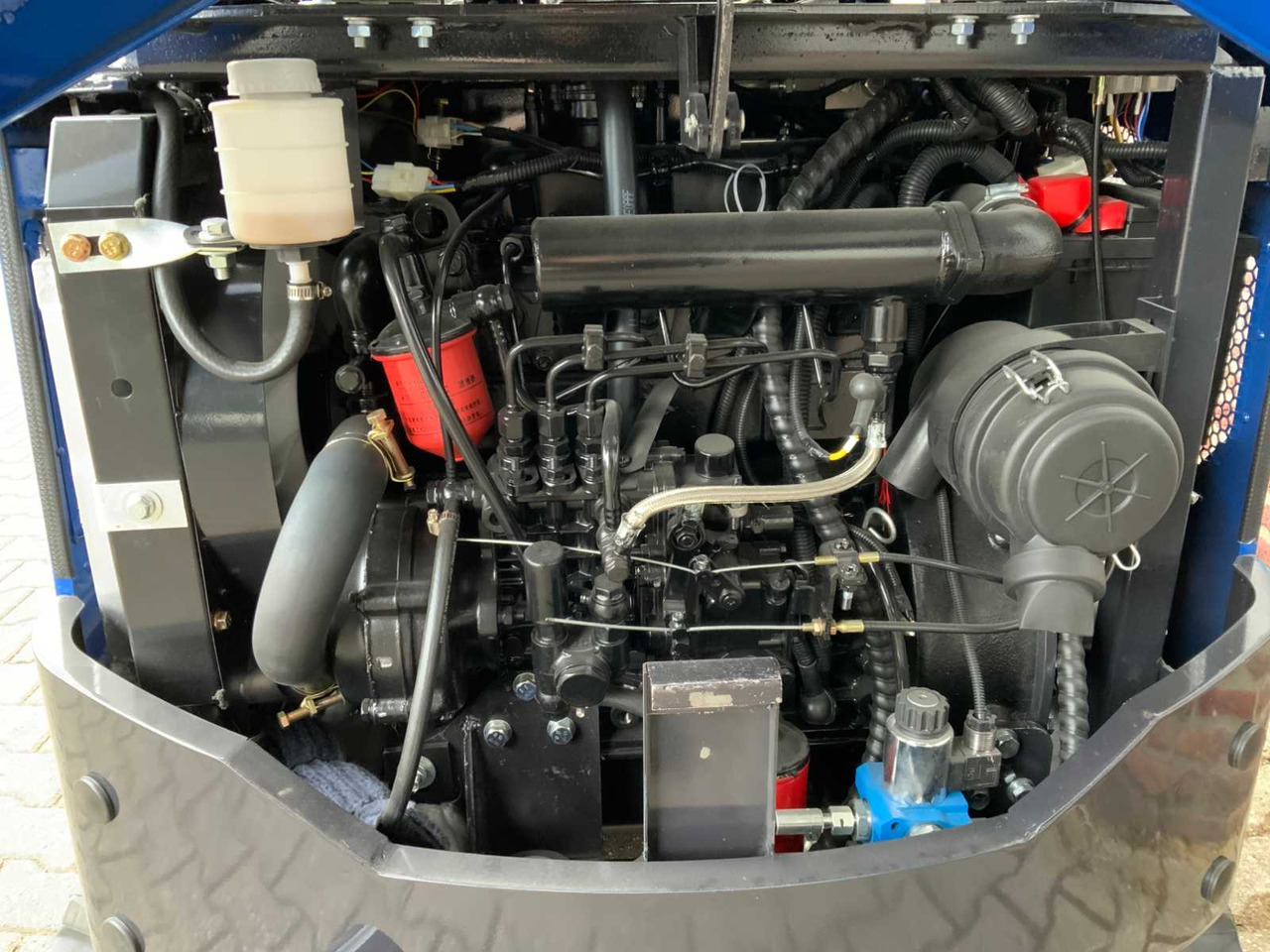 Kāpurķēžu ekskavators UF Equipment NM-E15: foto 6