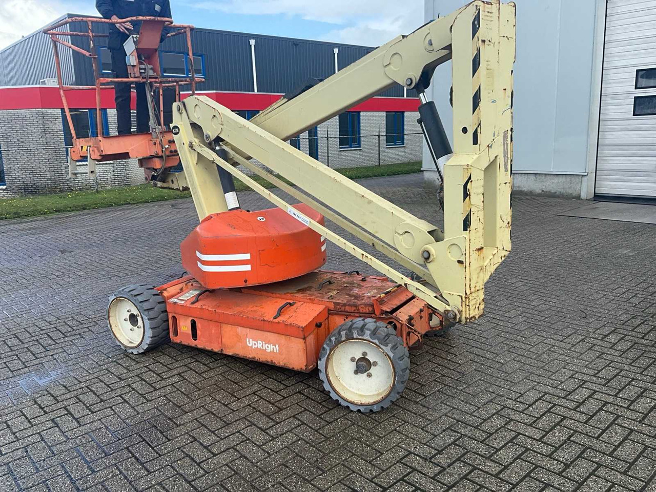 "Upright" "UPRIGHT" - AB38N - ARTICULATED TELESCOPIC BOOM LIFT - 2007 - Pacēlājs: foto 4 "Upright" "UPRIGHT" - AB38N - ARTICULATED TELESCOPIC BOOM LIFT - 2007 - Pacēlājs: foto 4