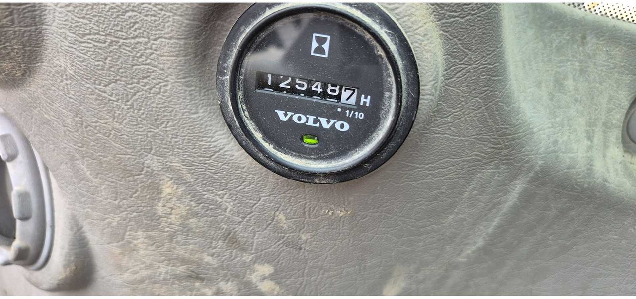 Volvo Construction Equipment EW140C - Riteņu ekskavators: foto 5 Volvo Construction Equipment EW140C - Riteņu ekskavators: foto 5