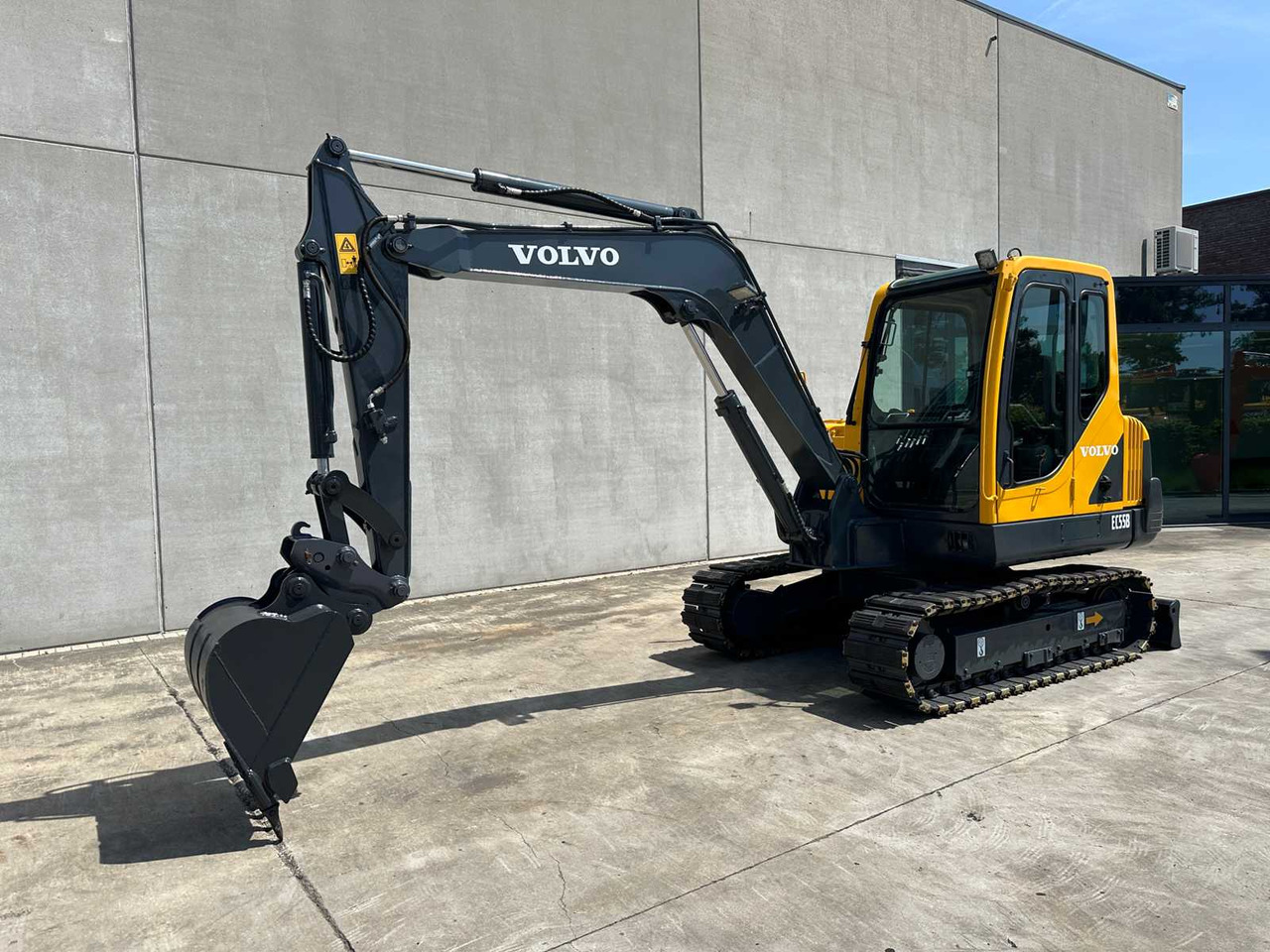 Volvo EC55B - Kāpurķēžu ekskavators: foto 1 Volvo EC55B - Kāpurķēžu ekskavators: foto 1