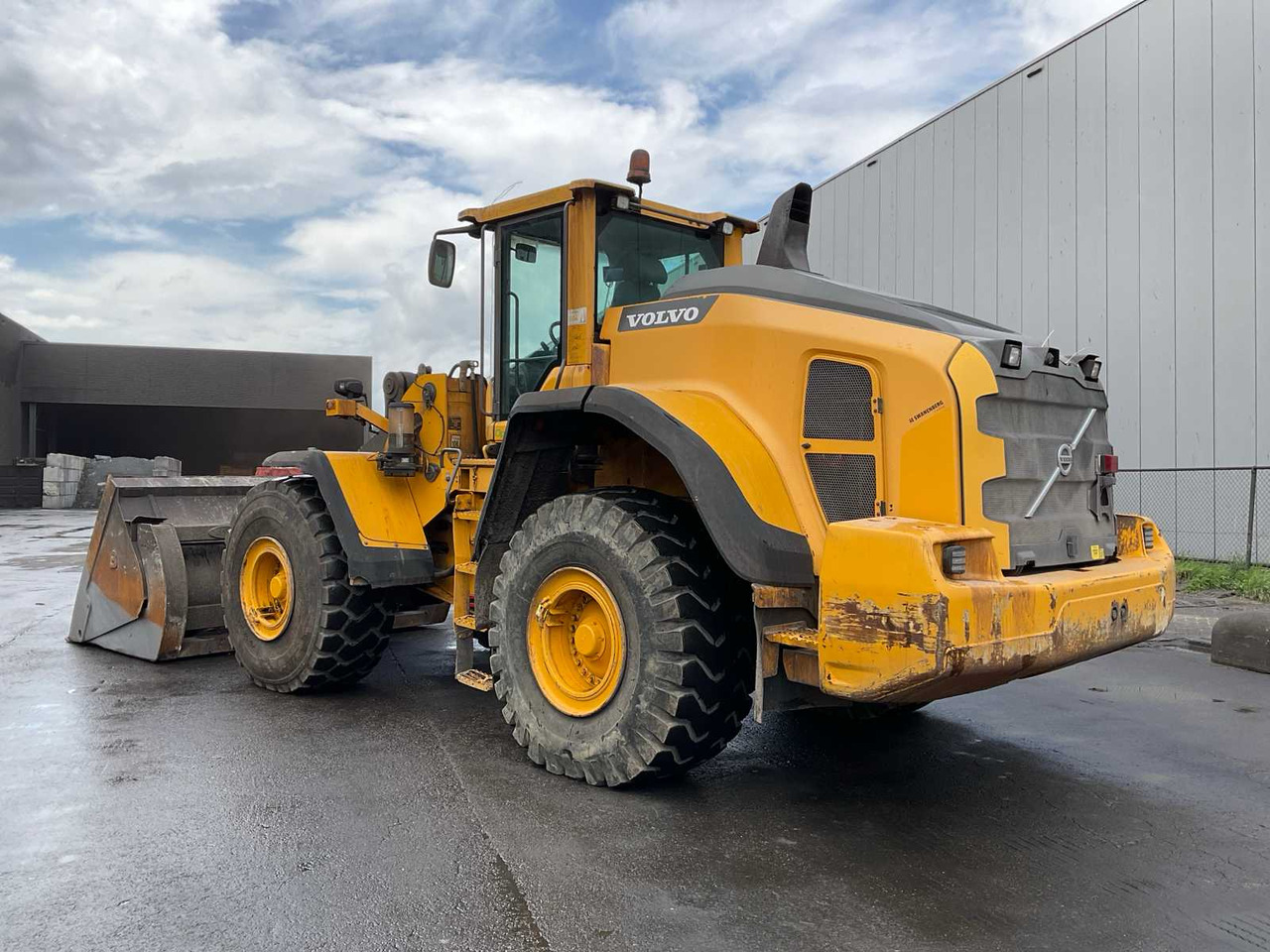 Volvo L180H - Riteņu iekrāvējs: foto 4 Volvo L180H - Riteņu iekrāvējs: foto 4