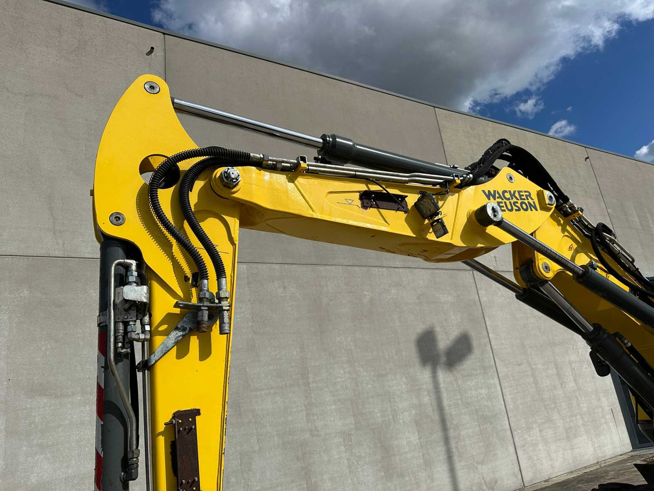 Riteņu ekskavators Wacker Neuson WACKER NEUSON - 2019 - EW100 - WHEELED EXCAVATOR: foto 9 Riteņu ekskavators Wacker Neuson WACKER NEUSON - 2019 - EW100 - WHEELED EXCAVATOR: foto 9