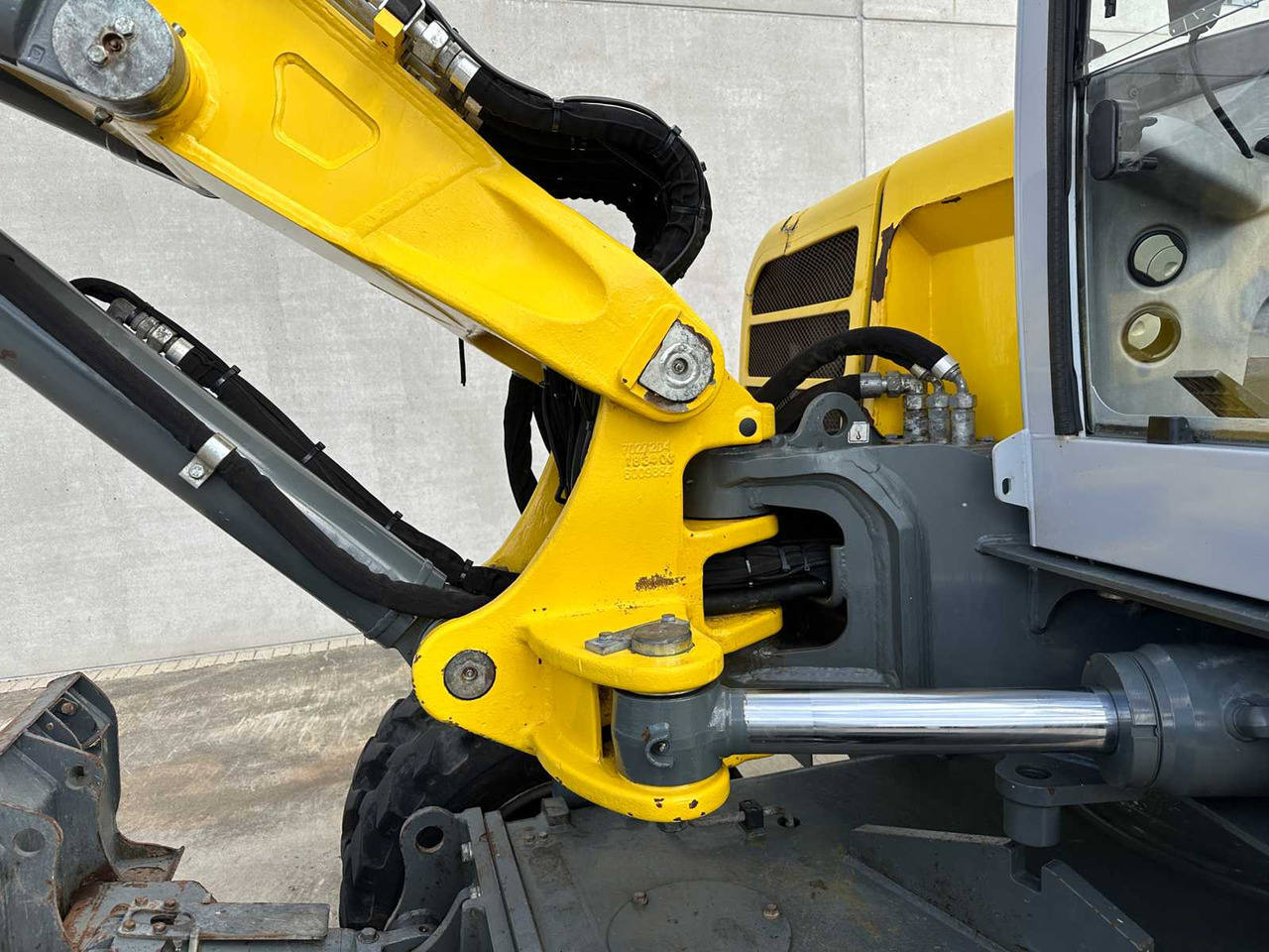 Riteņu ekskavators Wacker Neuson WACKER NEUSON - 2019 - EW100 - WHEELED EXCAVATOR: foto 14 Riteņu ekskavators Wacker Neuson WACKER NEUSON - 2019 - EW100 - WHEELED EXCAVATOR: foto 14