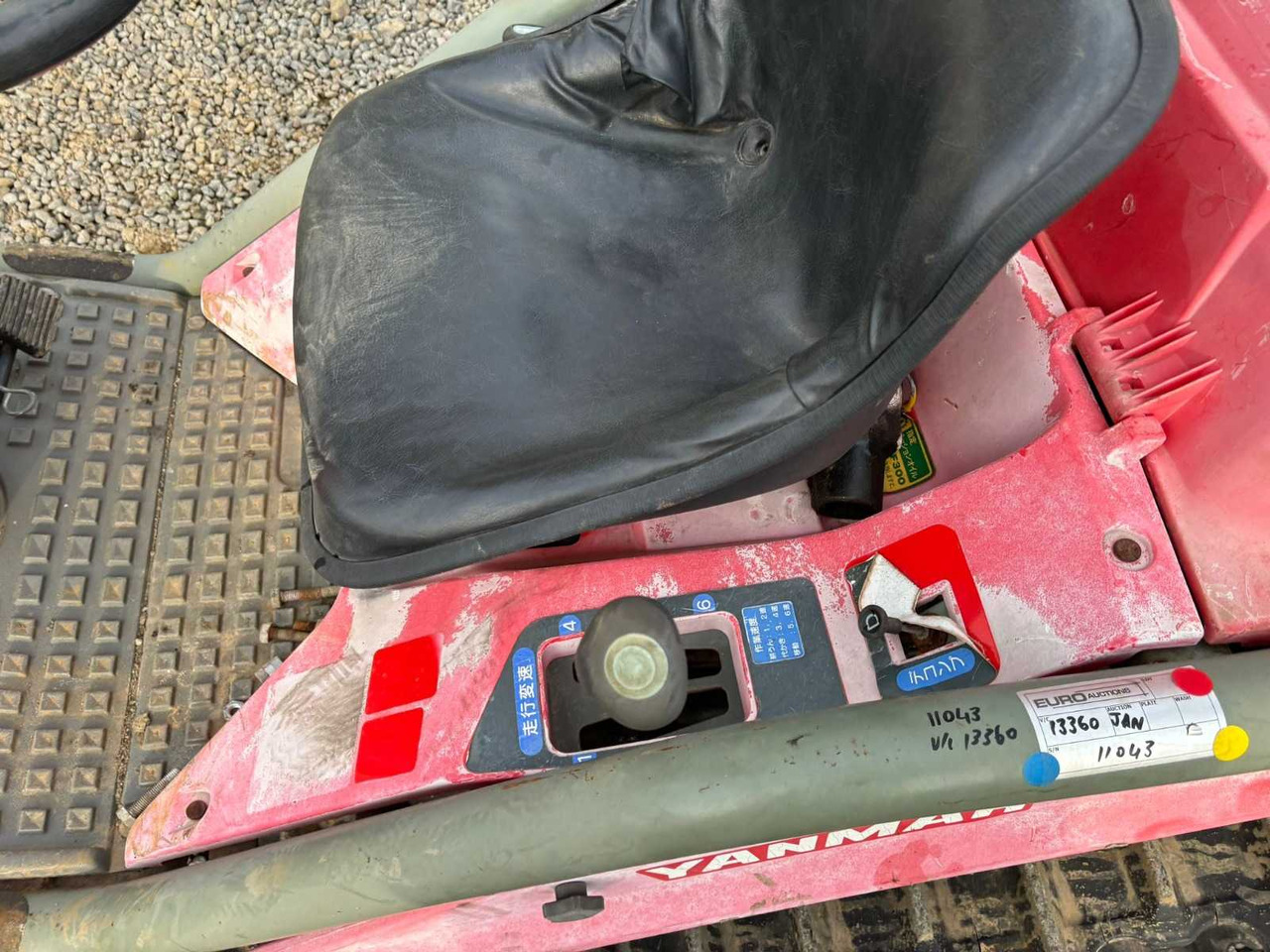 Kāpurķēžu traktors YANMAR TRACKED TRACTOR: foto 13