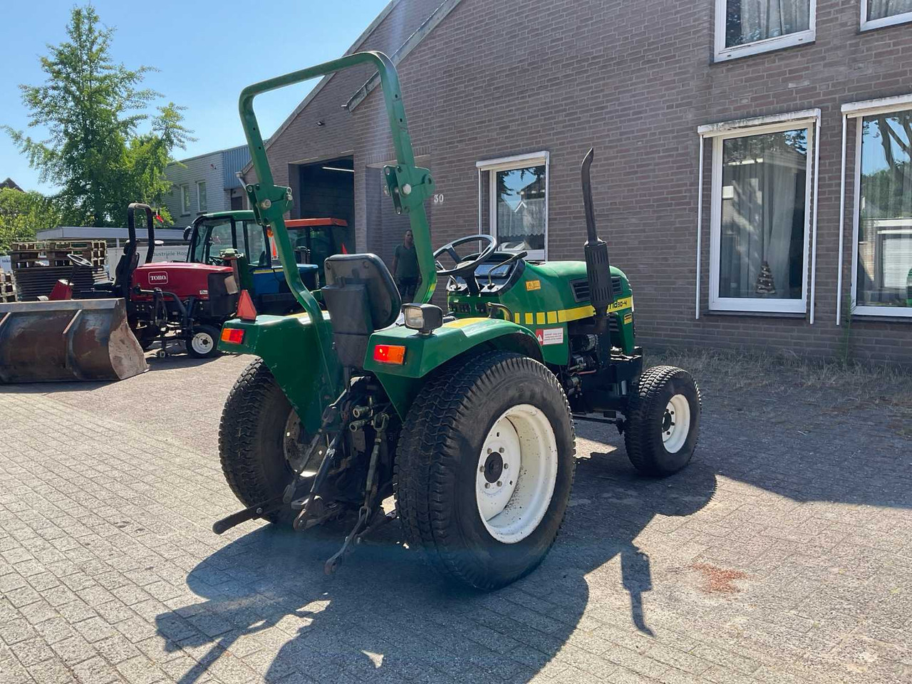 Yanma 30-4 - Mini traktors: foto 3 Yanma 30-4 - Mini traktors: foto 3