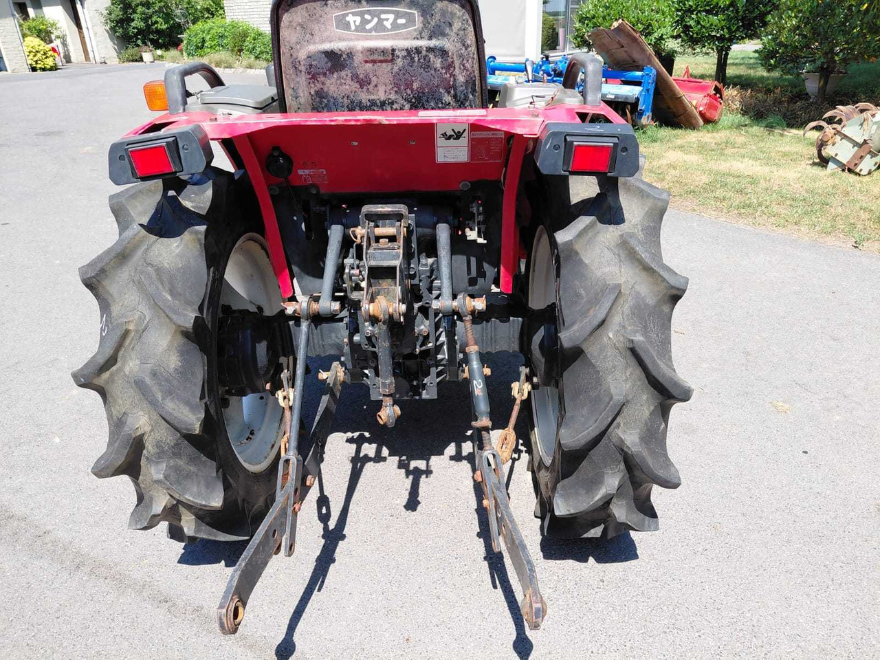Yanmar F180 - Mini traktors: foto 4 Yanmar F180 - Mini traktors: foto 4