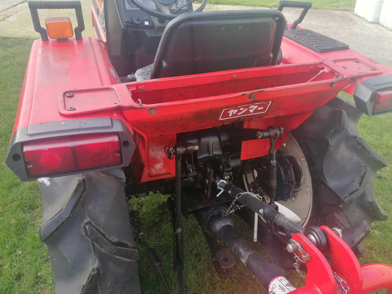 Yanmar F20D - Mini traktors: foto 3 Yanmar F20D - Mini traktors: foto 3