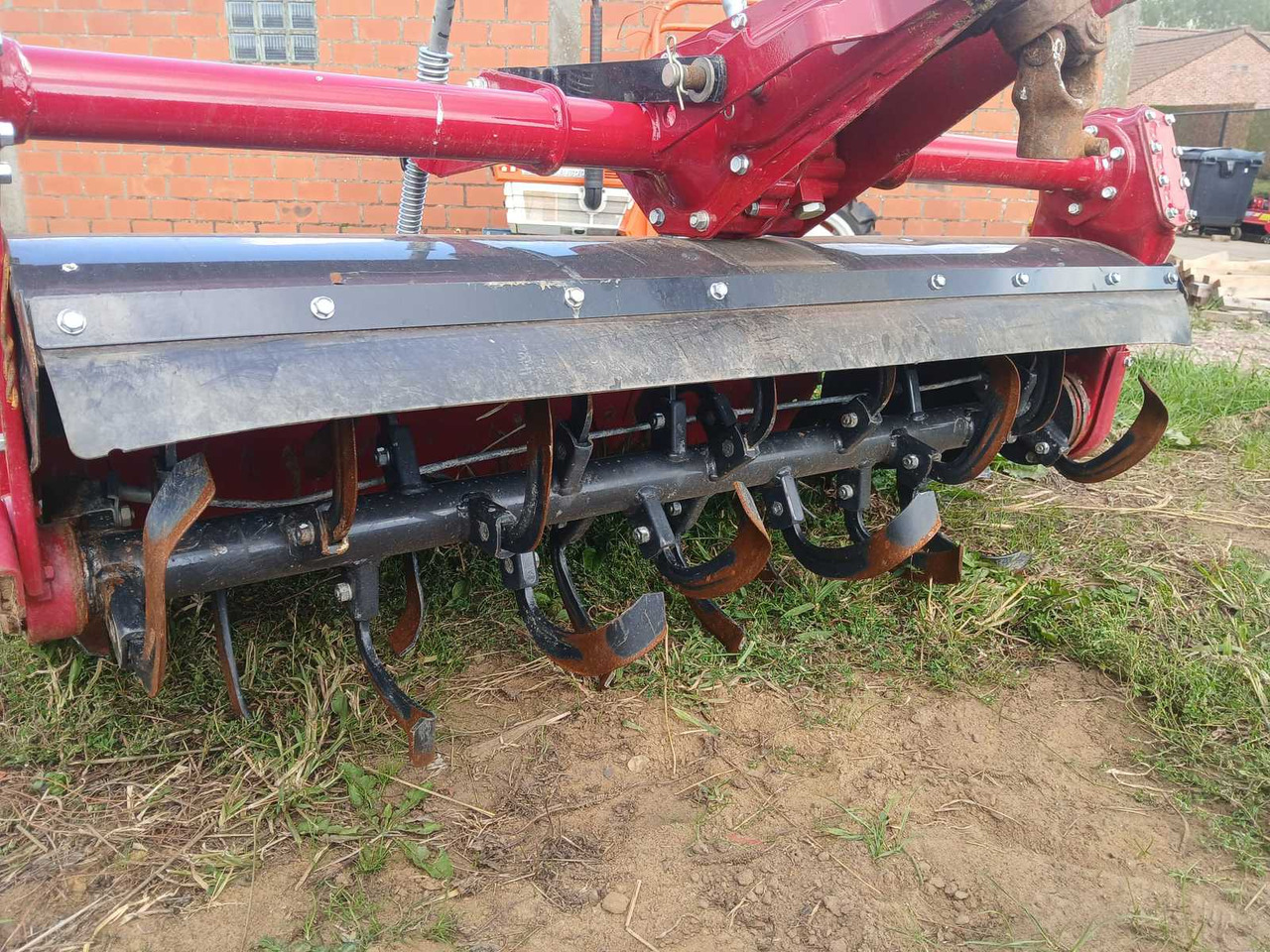 Yanmar RZ130S - Zemes frēze: foto 4 Yanmar RZ130S - Zemes frēze: foto 4