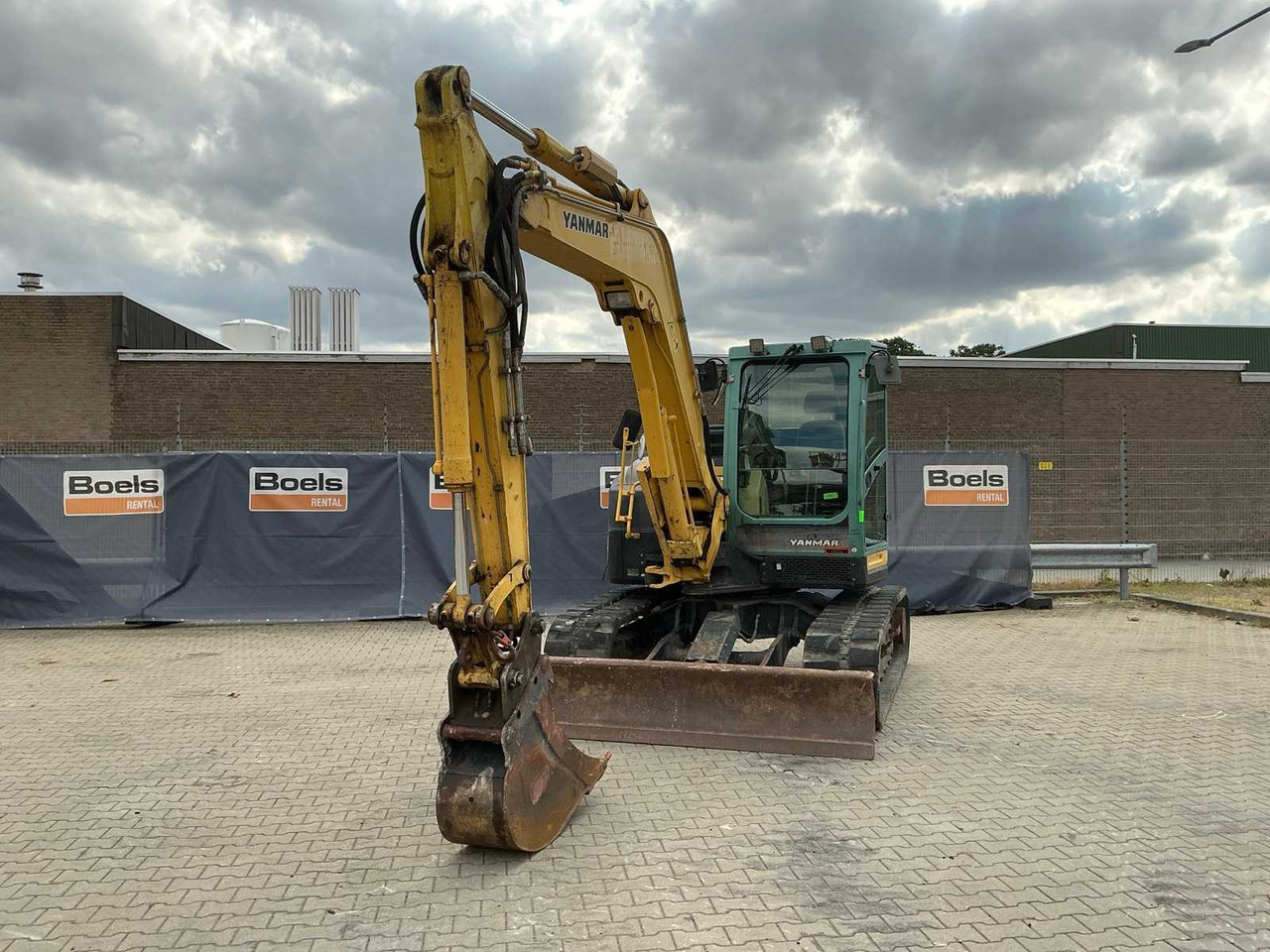 Yanmar SV100-1A - Kāpurķēžu ekskavators: foto 2 Yanmar SV100-1A - Kāpurķēžu ekskavators: foto 2