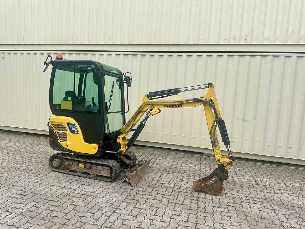 Yanmar SV18 - Mini-ekskavators: foto 1 Yanmar SV18 - Mini-ekskavators: foto 1