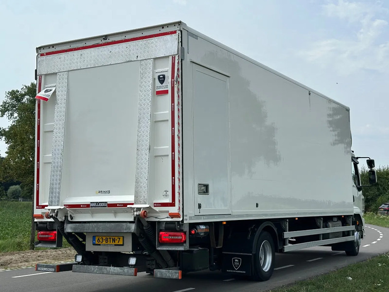 DAF LF 210 LF210.14. EURO6. 2022. 183401km 805x248x248. Bakwagen met Laadklep 2500kg - Kravas automašīna ar slēgto virsbūvi: foto 4 DAF LF 210 LF210.14. EURO6. 2022. 183401km 805x248x248. Bakwagen met Laadklep 2500kg - Kravas automašīna ar slēgto virsbūvi: foto 4
