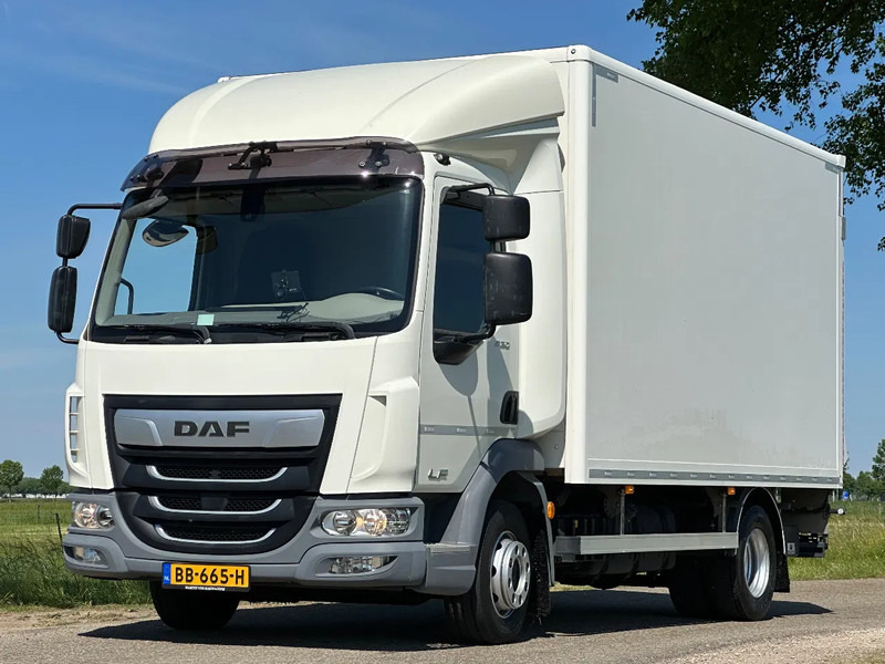 DAF LF 230 LF230.12 EURO6. 61797km!! 440x244x228 Bakwagen met Laadklep. als in NIEUWSTAAT!! - Kravas automašīna ar slēgto virsbūvi: foto 1 DAF LF 230 LF230.12 EURO6. 61797km!! 440x244x228 Bakwagen met Laadklep. als in NIEUWSTAAT!! - Kravas automašīna ar slēgto virsbūvi: foto 1