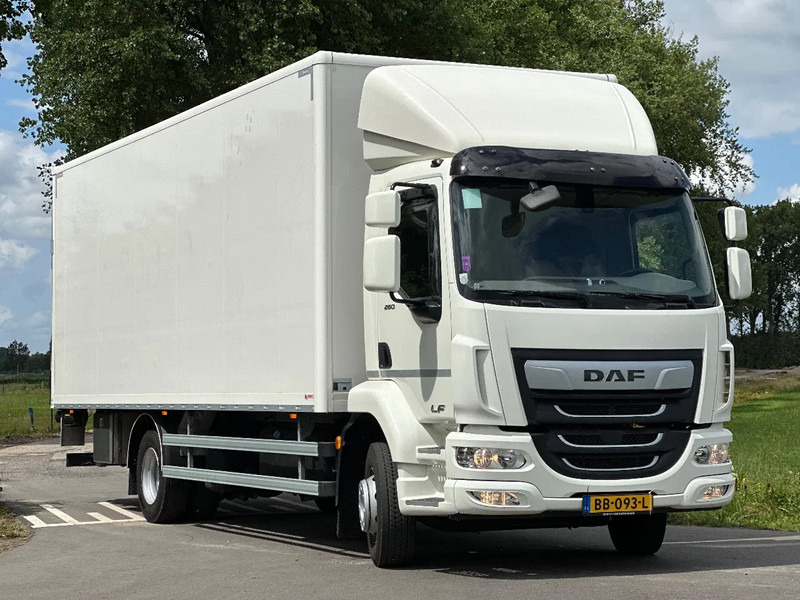 DAF LF 260 LF 260.14 EURO6. 2023. 83447km 720x248x235. 7233kg Laadvermogen!! - Kravas automašīna ar slēgto virsbūvi: foto 2 DAF LF 260 LF 260.14 EURO6. 2023. 83447km 720x248x235. 7233kg Laadvermogen!! - Kravas automašīna ar slēgto virsbūvi: foto 2