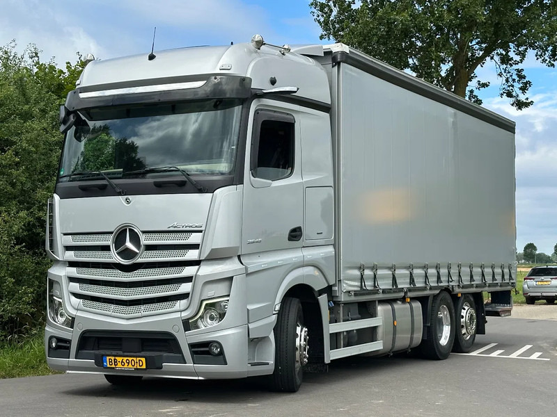 Mercedes-Benz Actros ACTROS 2545LL EURO6. 2021. Schuifzeil Bakwagen met Laadklep. - Kravas automašīna ar tentu: foto 1 Mercedes-Benz Actros ACTROS 2545LL EURO6. 2021. Schuifzeil Bakwagen met Laadklep. - Kravas automašīna ar tentu: foto 1
