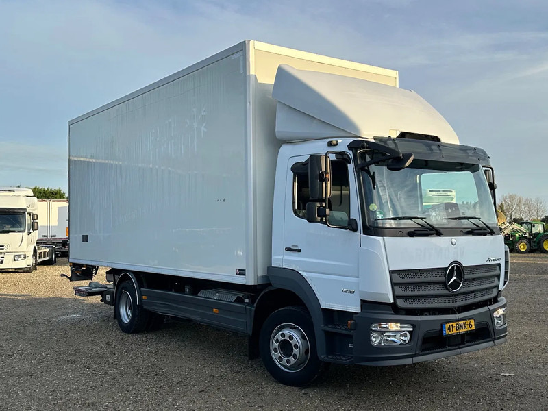 Mercedes-Benz Atego ATEGO1218 GEISOLEERDE OPBOUW 620x247x260! 2000kg Laadklep. - Kravas automašīna ar slēgto virsbūvi: foto 2 Mercedes-Benz Atego ATEGO1218 GEISOLEERDE OPBOUW 620x247x260! 2000kg Laadklep. - Kravas automašīna ar slēgto virsbūvi: foto 2