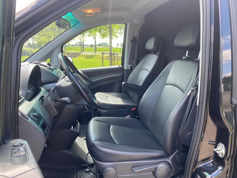 Mercedes-Benz Vito V6 6-Cilinder 2014. 79210km. - Mazs furgons: foto 5 Mercedes-Benz Vito V6 6-Cilinder 2014. 79210km. - Mazs furgons: foto 5