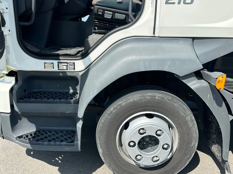 Volvo FL 210.12 EURO6 - Kravas automašīna ar slēgto virsbūvi: foto 5 Volvo FL 210.12 EURO6 - Kravas automašīna ar slēgto virsbūvi: foto 5