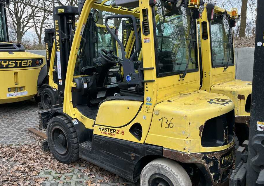 Hyster H2.5FT - Dīzeļiekrāvējs: foto 5 Hyster H2.5FT - Dīzeļiekrāvējs: foto 5