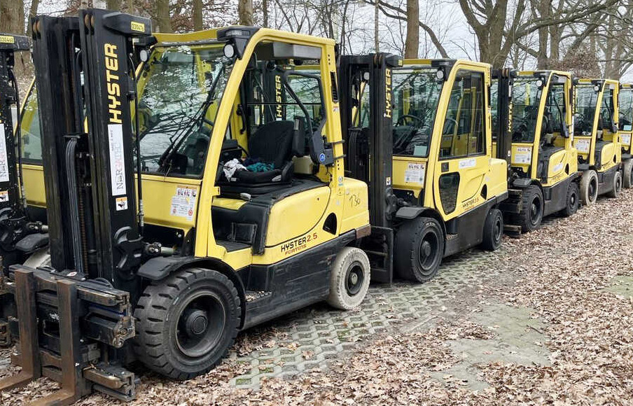 Hyster H2.5FT - Dīzeļiekrāvējs: foto 1 Hyster H2.5FT - Dīzeļiekrāvējs: foto 1