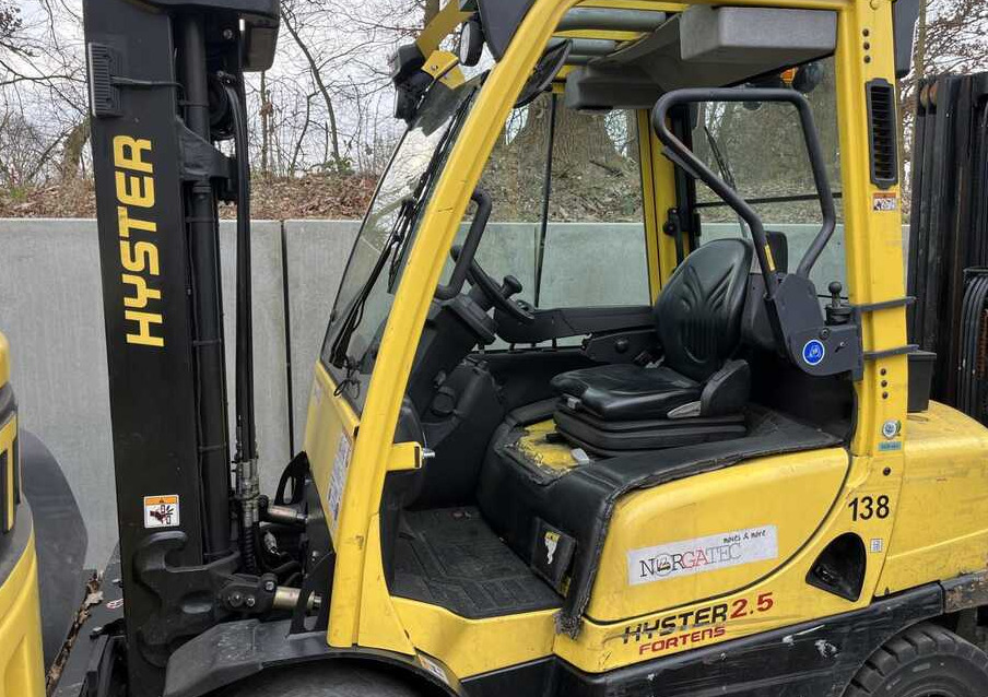 Hyster H2.5FT - Dīzeļiekrāvējs: foto 2 Hyster H2.5FT - Dīzeļiekrāvējs: foto 2