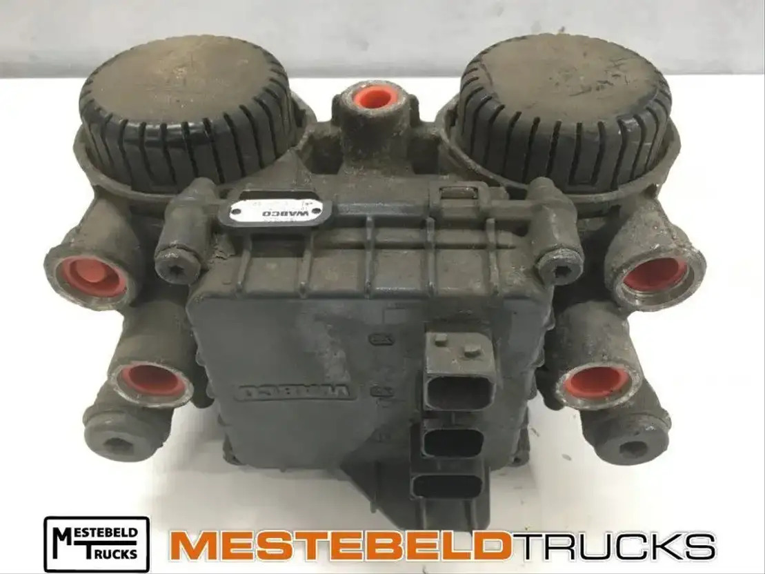 DAF Achterasmodulator EBS3 LF210 - Bremžu daļas - Kravas automašīna: foto 1 DAF Achterasmodulator EBS3 LF210 - Bremžu daļas - Kravas automašīna: foto 1