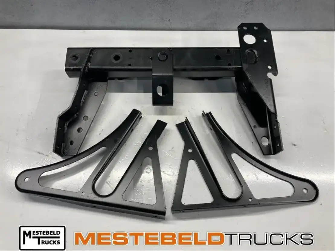 DAF Spatbordsteun - Rāmis/ Šasija - Kravas automašīna: foto 1 DAF Spatbordsteun - Rāmis/ Šasija - Kravas automašīna: foto 1