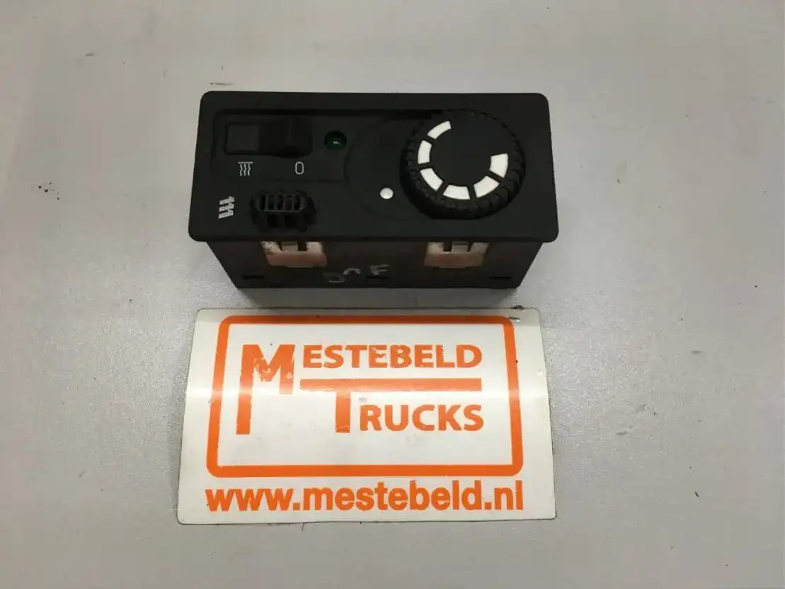 DAF Standkachel regelaar XF95 - Elektrosistēma - Kravas automašīna: foto 1 DAF Standkachel regelaar XF95 - Elektrosistēma - Kravas automašīna: foto 1