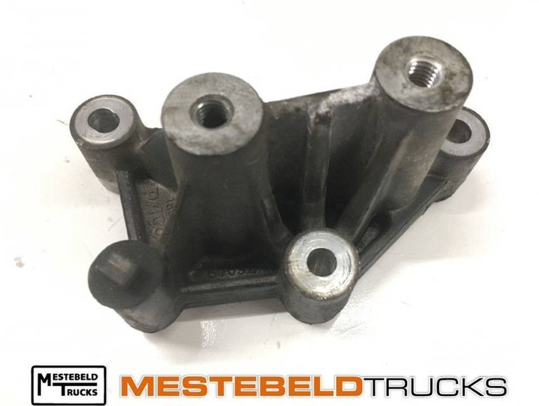 DAF Steun luchtinlaatpijp XF106 - Dzinējs un rezerves daļas - Kravas automašīna: foto 1 DAF Steun luchtinlaatpijp XF106 - Dzinējs un rezerves daļas - Kravas automašīna: foto 1