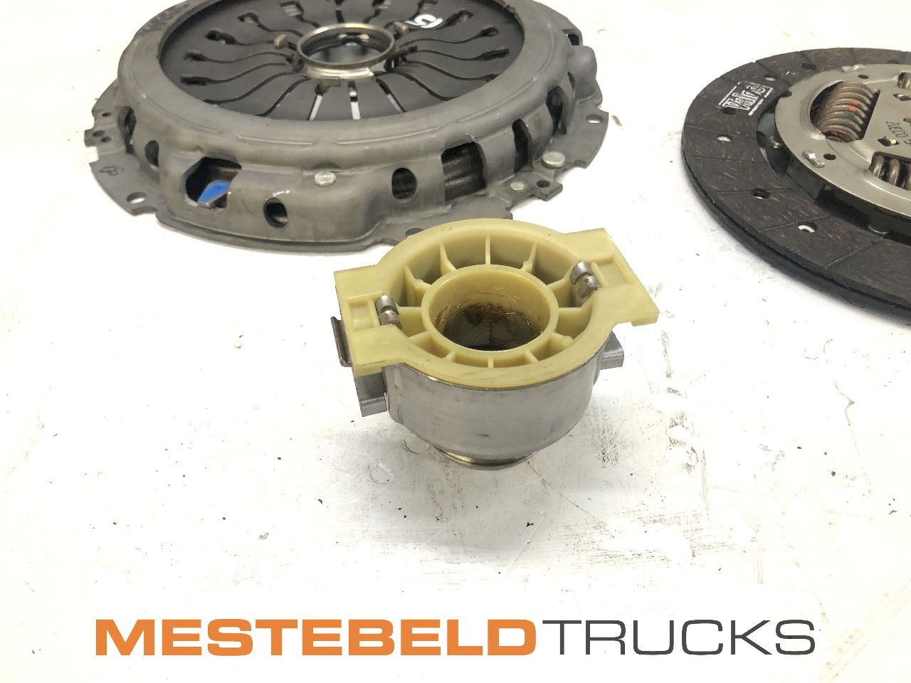 Iveco Koppelingsset - Sajūgs un rezerves daļas - Kravas automašīna: foto 2 Iveco Koppelingsset - Sajūgs un rezerves daļas - Kravas automašīna: foto 2