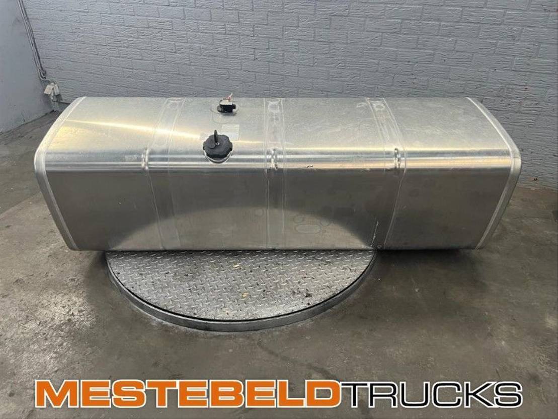 MAN Brandstoftank 780 liter - Degvielas tvertne - Kravas automašīna: foto 1 MAN Brandstoftank 780 liter - Degvielas tvertne - Kravas automašīna: foto 1