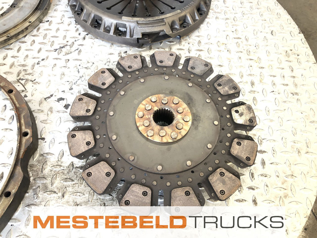 MAN Koppelingsset WSK 440 - Sajūgs un rezerves daļas - Kravas automašīna: foto 3 MAN Koppelingsset WSK 440 - Sajūgs un rezerves daļas - Kravas automašīna: foto 3