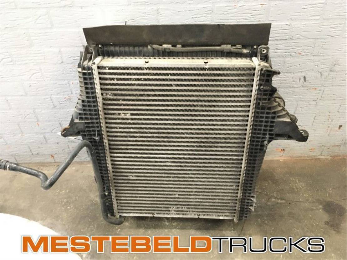 MAN Radiateur + intercooler - Dzesēšanas sistēma - Kravas automašīna: foto 2 MAN Radiateur + intercooler - Dzesēšanas sistēma - Kravas automašīna: foto 2