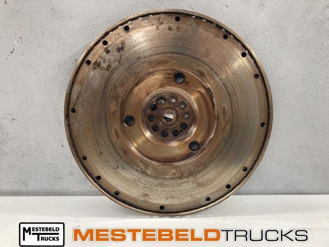 MAN Vliegwiel D2066 TGX - Dzinējs un rezerves daļas - Kravas automašīna: foto 1 MAN Vliegwiel D2066 TGX - Dzinējs un rezerves daļas - Kravas automašīna: foto 1