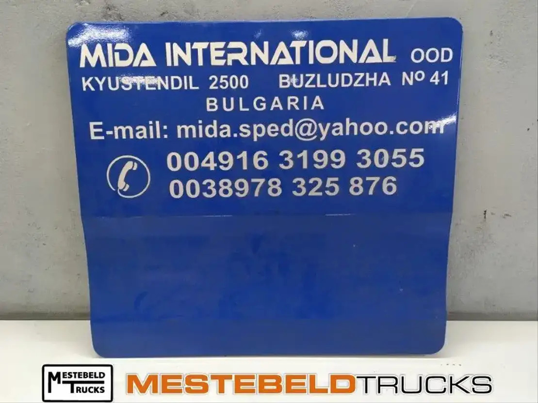 MAN Zijluik van cabine - Kabīne un interjers - Kravas automašīna: foto 1 MAN Zijluik van cabine - Kabīne un interjers - Kravas automašīna: foto 1