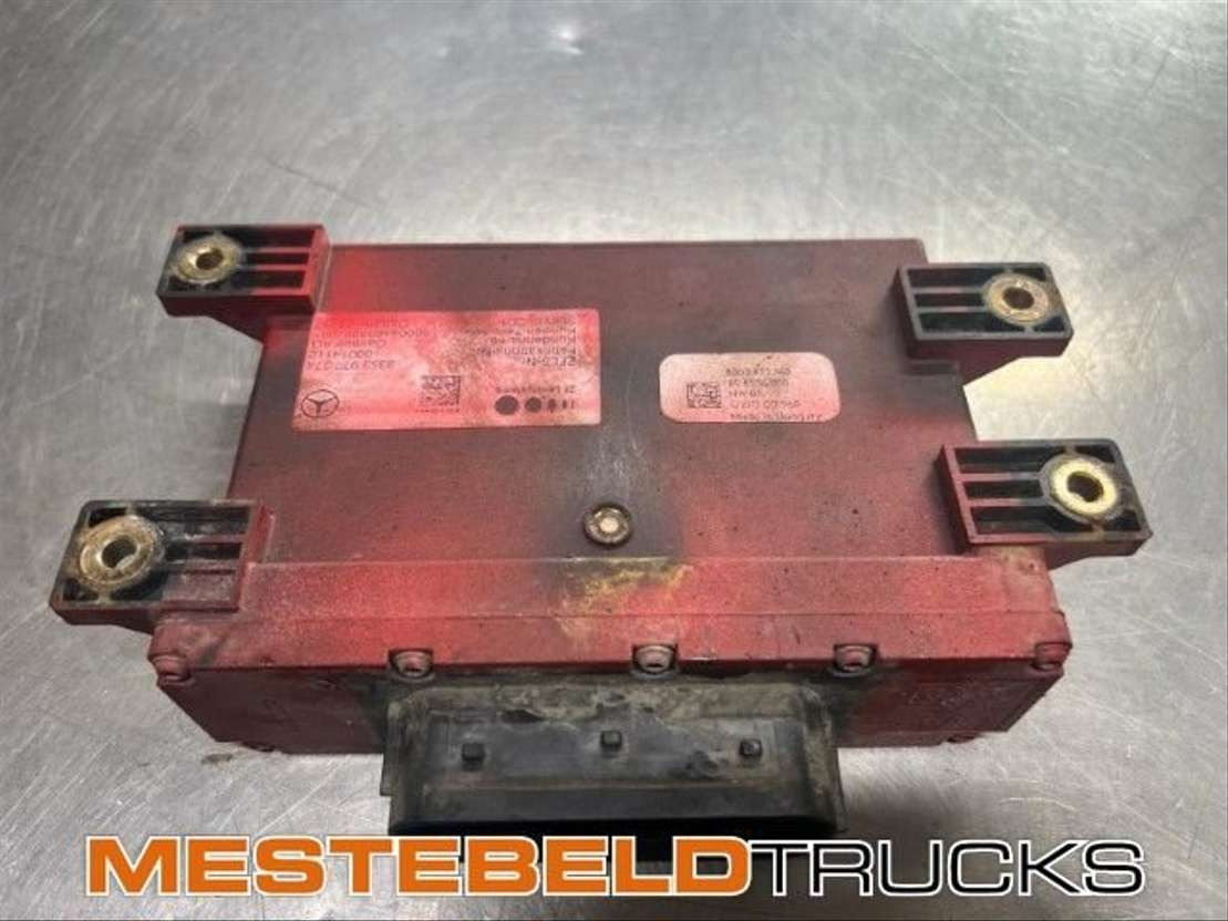 Mercedes-Benz ECU besturing 6x2 - Elektrosistēma - Kravas automašīna: foto 1 Mercedes-Benz ECU besturing 6x2 - Elektrosistēma - Kravas automašīna: foto 1