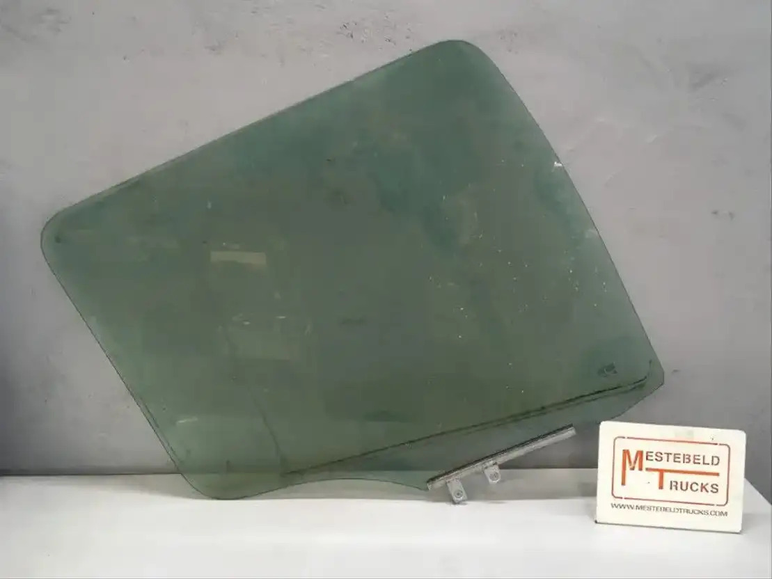 Mercedes-Benz Portierruit links - Kabīne un interjers - Kravas automašīna: foto 1 Mercedes-Benz Portierruit links - Kabīne un interjers - Kravas automašīna: foto 1