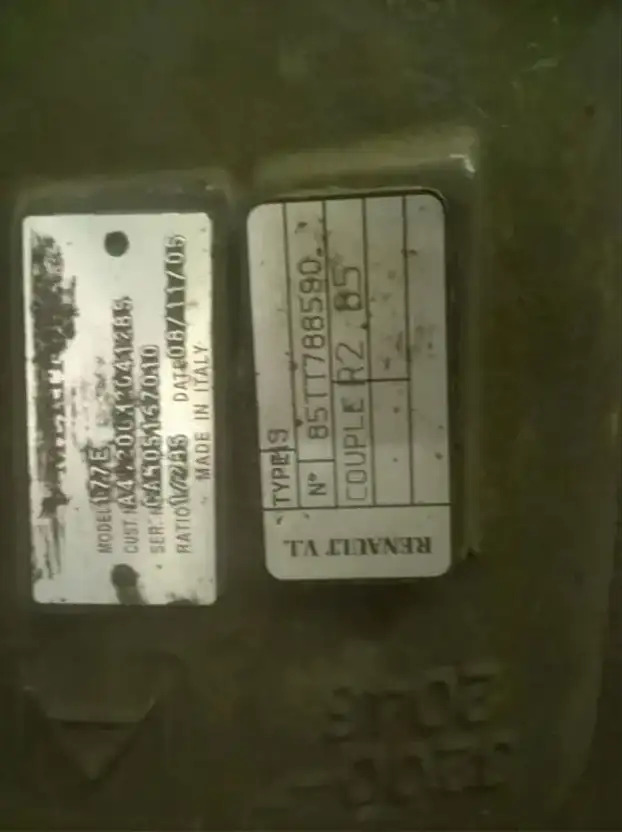 Renault Achteras Premium - Aizmugurējā ass - Kravas automašīna: foto 2 Renault Achteras Premium - Aizmugurējā ass - Kravas automašīna: foto 2